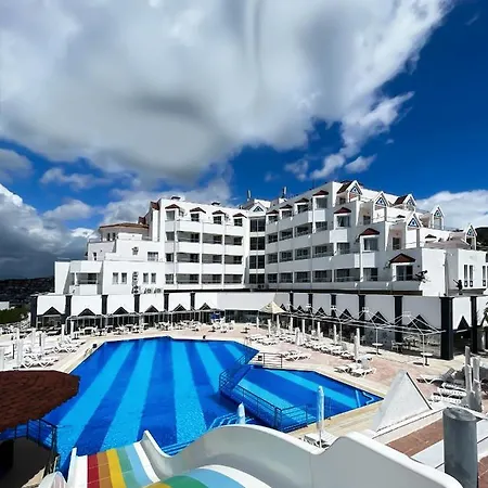 Отель Roseira Гюллюк