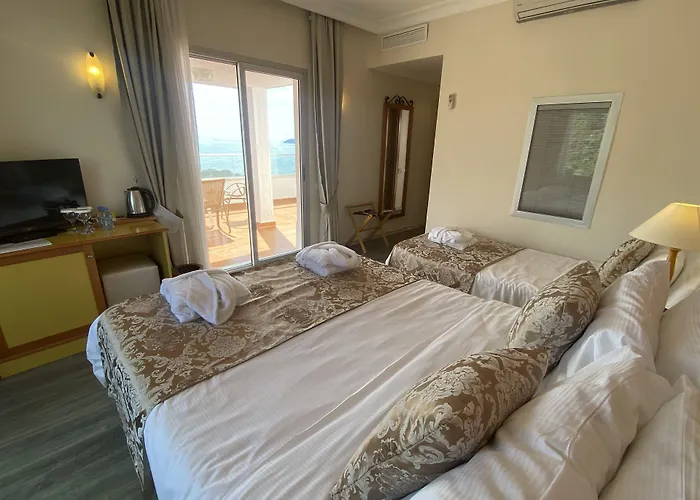 Hotel Roseira Gulluk